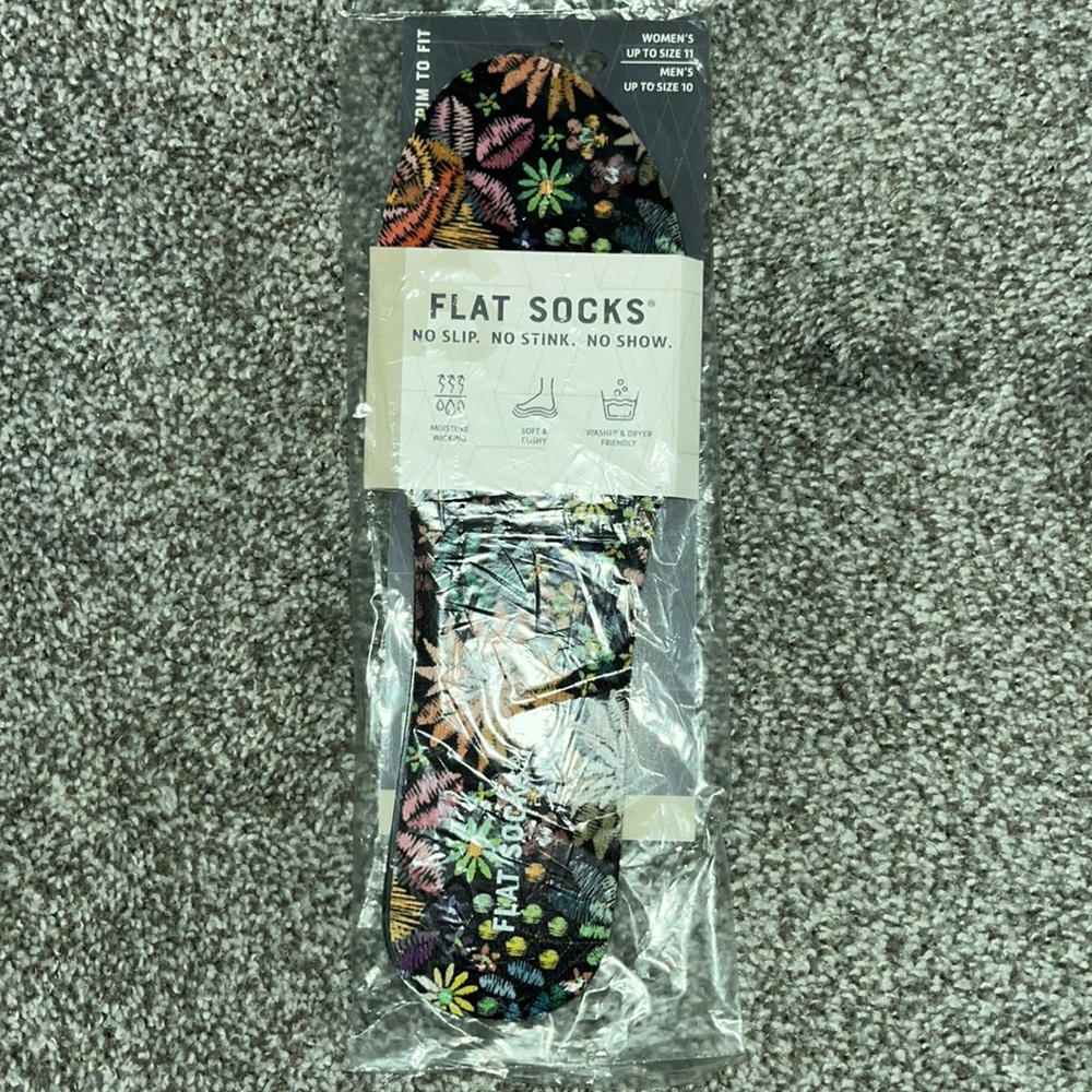 Flat socks